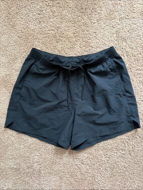 Under Armour Black Men's Athletic Drawstring Shorts